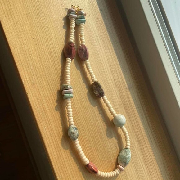 Free People Jewelry - Beautiful clay bead and rock choker necklace